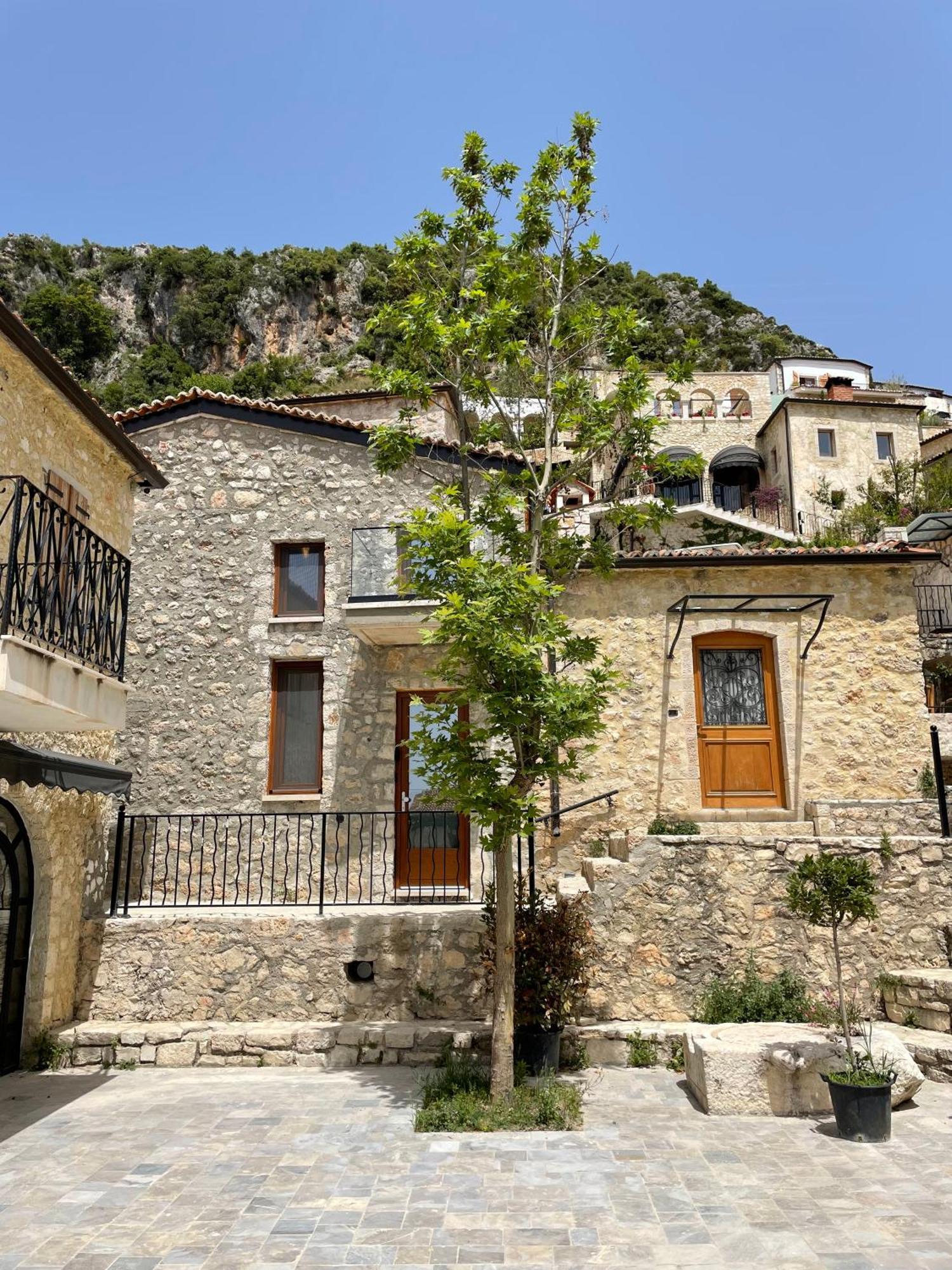 Sea Apartments Dhërmi 外观 照片